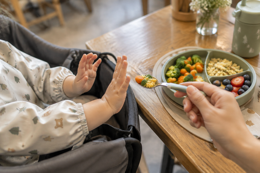 Pourquoi mon bébé refuse-t-il de manger quand on n'est pas chez soi ?
